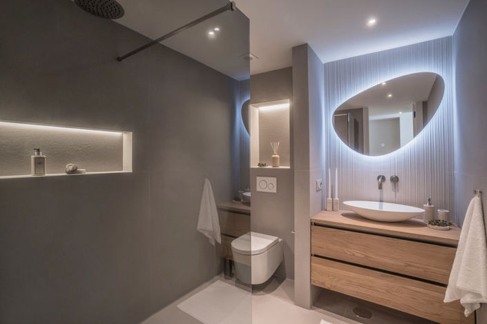 Image No.26-3 Bed Property for sale