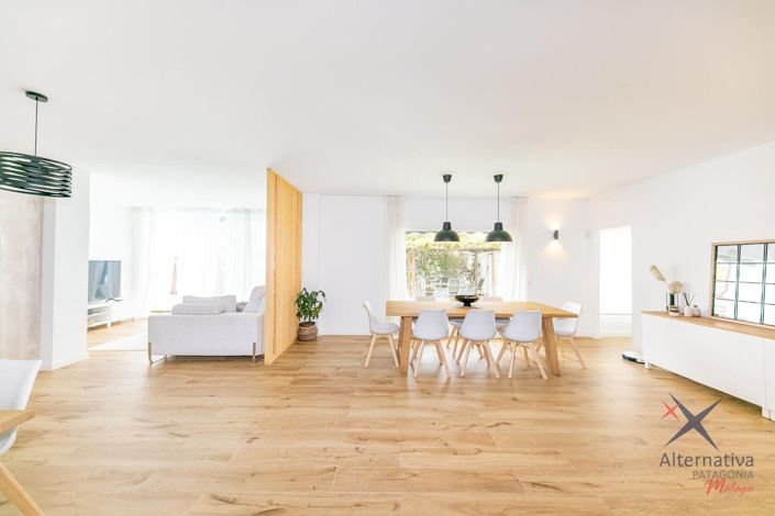 Image No.40-4 Bed Property for sale