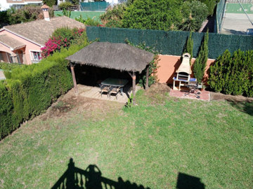 property1004df0f3645b7d4976cb23174fd0eb50182