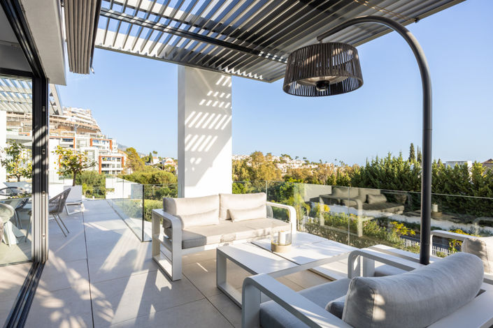 Image No.20-2 Bed Property for sale