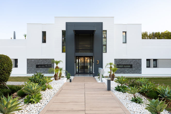 Image No.28-2 Bed Property for sale