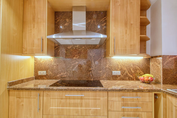 Image No.17-2 Bed Property for sale