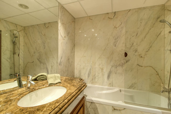 Image No.31-2 Bed Property for sale