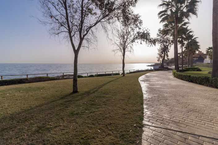 Image No.44-2 Bed Property for sale