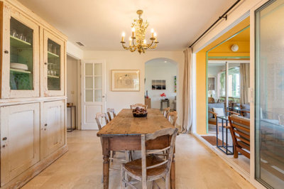 property1153e556350bfd8d6ff41309e666b89a19d7