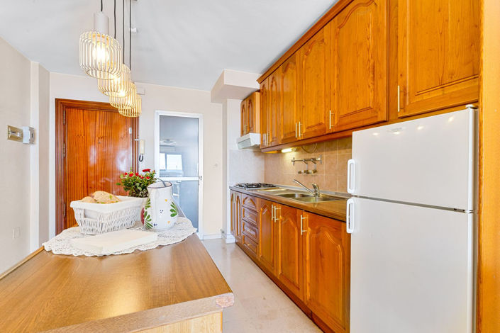 Image No.12-1 Bed Property for sale