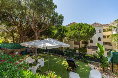 property979540accf00b51fbd67881c1dfdaaa7d4e