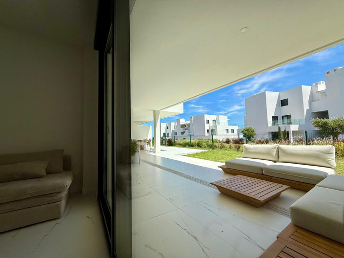 Image No.23-2 Bed Property for sale