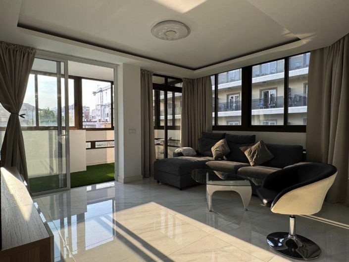 Image No.13-2 Bed Property for sale