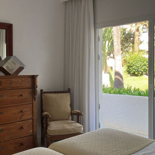 Image No.26-3 Bed Property for sale