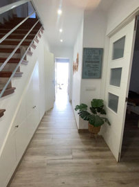 property103733175e0321ea656aa08574e7aed56648