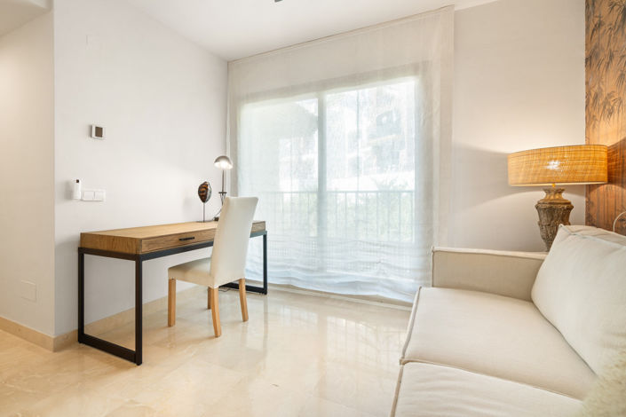 Image No.22-3 Bed Property for sale