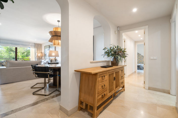 Image No.6-3 Bed Property for sale