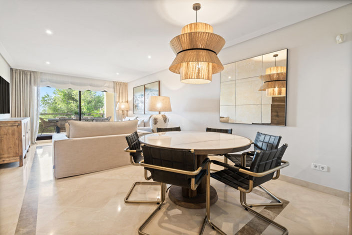 Image No.8-3 Bed Property for sale