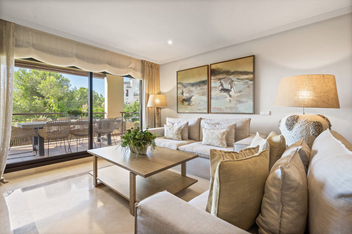 Image No.9-3 Bed Property for sale