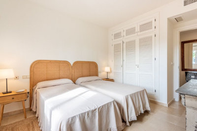 property115315e7d6a3bb4894a84891fb8cbee6f9a4