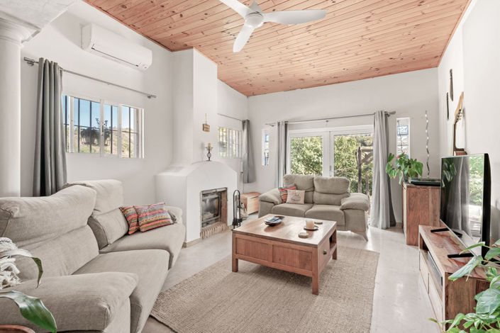 Image No.5-3 Bed Property for sale