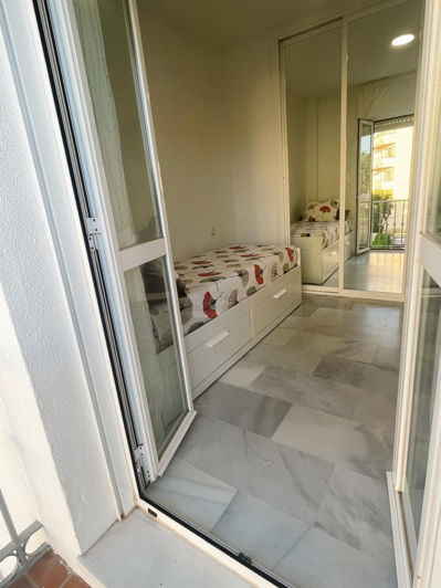 Image No.26-3 Bed Townhouse for sale