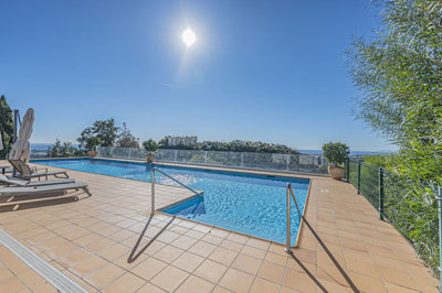 property907fddc3dc64cc9bf6d386d93bb1648eee2