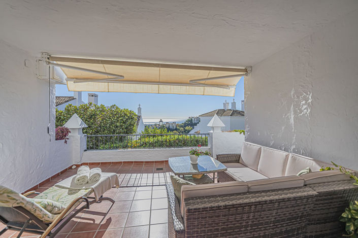 Image No.17-2 Bed Property for sale