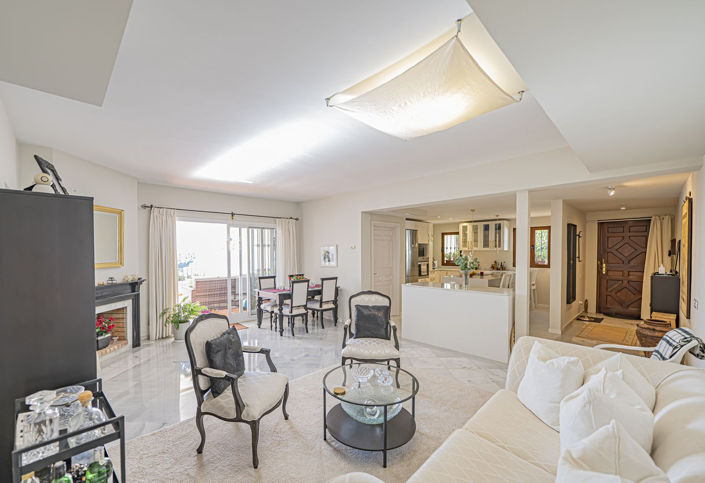 Image No.9-2 Bed Property for sale