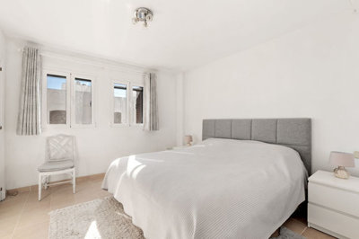 property8619692d42dfe2e03c17d8561a722a76f4c