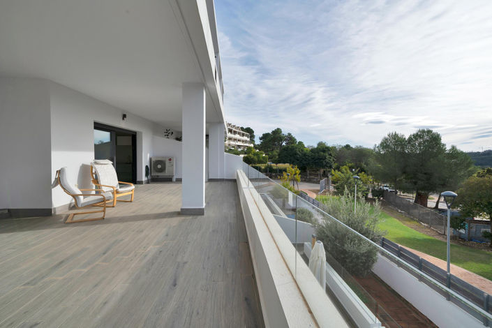 Image No.26-2 Bed Property for sale