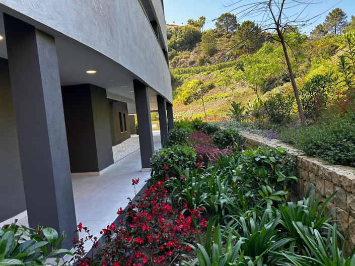 Image No.38-3 Bed Property for sale