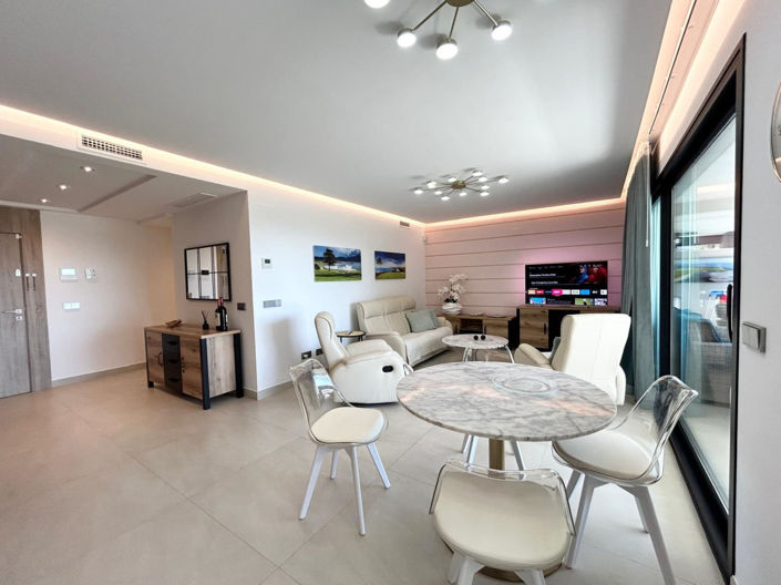 Image No.5-3 Bed Property for sale