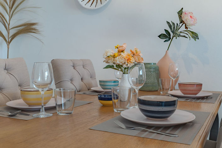 Image No.13-2 Bed Property for sale