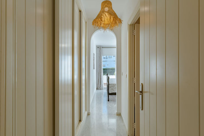 Image No.33-2 Bed Property for sale