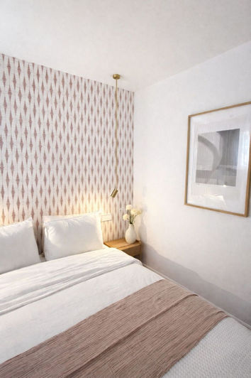 Image No.12-2 Bed Property for sale