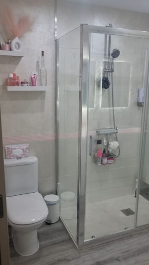 Image No.11-3 Bed Property for sale