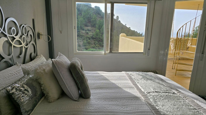 Image No.2-3 Bed Property for sale