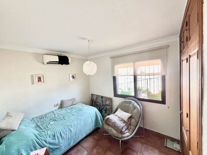 Image No.13-4 Bed Villa for sale