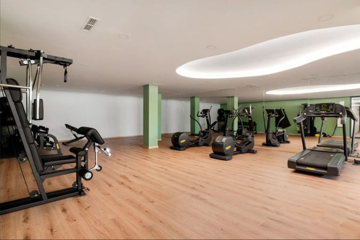 Image No.12-3 Bed Property for sale