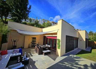 property1148d9b7769d2911fa841cde9fecb10f31a2