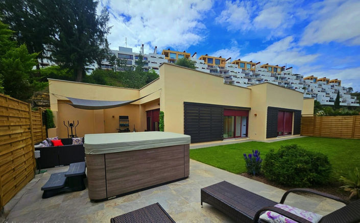 Image No.2-3 Bed Villa for sale