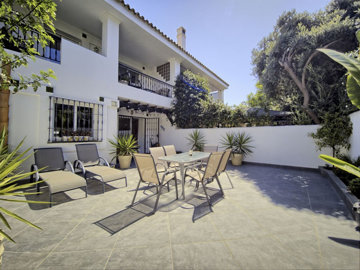 property10203681a1693430c3ae5224accae6d3b896