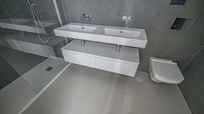 Image No.17-3 Bed Property for sale