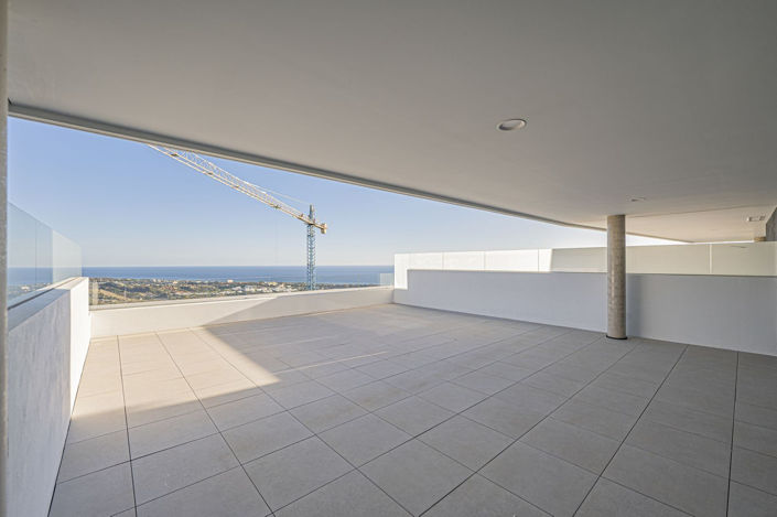 Image No.7-3 Bed Property for sale