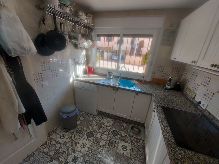 Image No.12-3 Bed Townhouse for sale