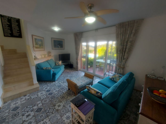 Image No.20-3 Bed Townhouse for sale