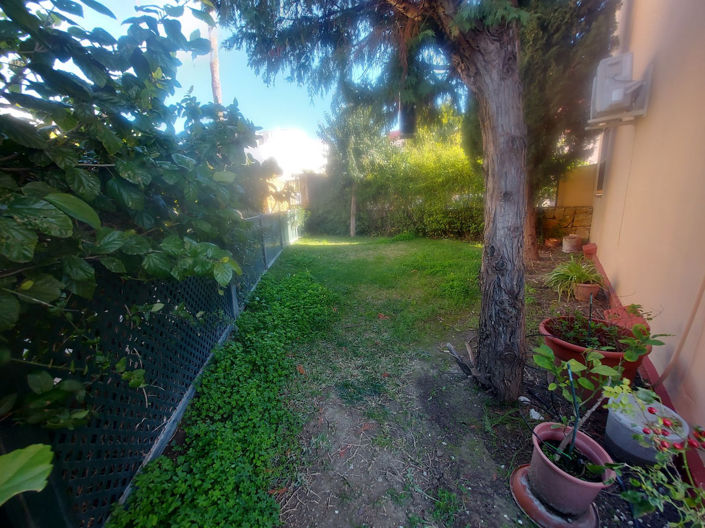 Image No.22-3 Bed Townhouse for sale