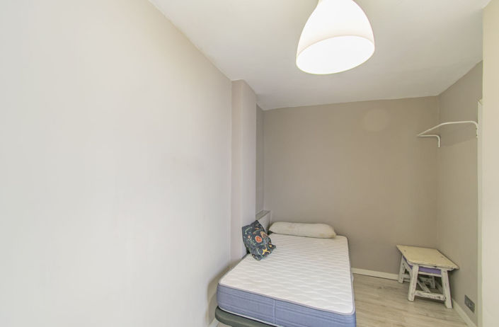 Image No.25-4 Bed Property for sale