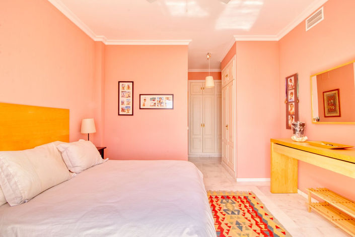 Image No.21-3 Bed Property for sale