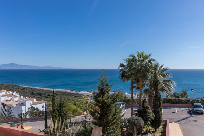 Image No.34-3 Bed Property for sale