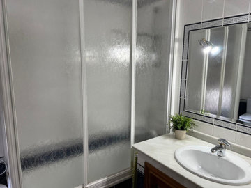 property1000b529fc421731760c71730d53721d818c