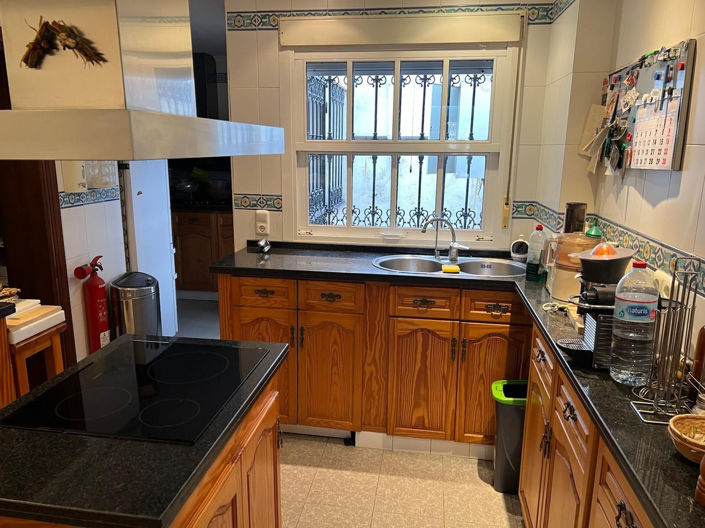 Image No.19-4 Bed Villa for sale