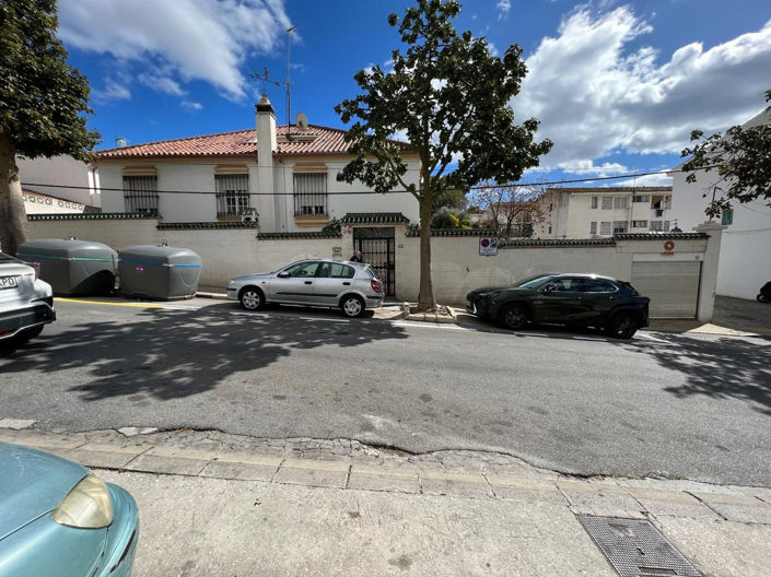 Image No.34-4 Bed Villa for sale